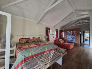 Linda casa na praia da Ferradura com vista