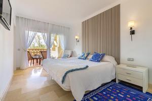Luxury 2BR Resort Apt, Pools, Spa & Tennis