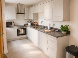 Belfast Central Stylish 2-bedroom Apartment