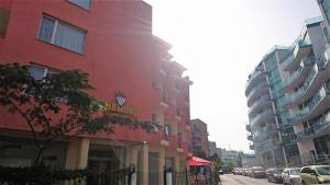 Diamond Hotel