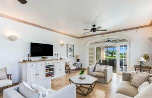 Sugar Hill Birds Eye Villa - by ZenBreak