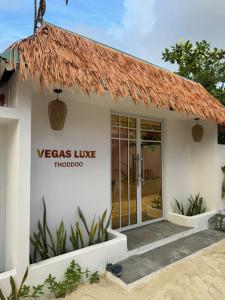 Vegas Luxe Thoddoo