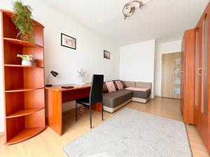 Park Skowroni Comfort Apartment by BookingHost