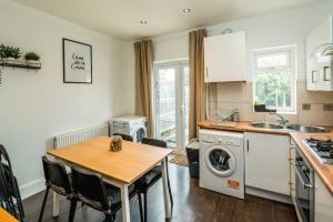 Lovely 3 bedroom house with Garden Parfield