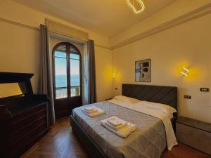 Prestige Lakeview Historic Center Stresa