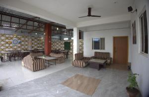 MAHARANI Hotel