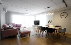 Yacht Club 2BR Apartment near Pärnu beach, Sauna, Free Parking