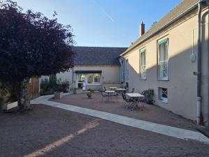 Logis Hôtel Restaurant Bar du Commerce - Maison Robin