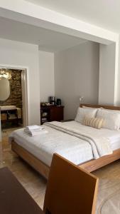 Olympus Stone Lodge