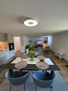 Chez Leny