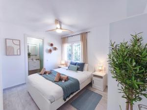 Villa Celeste, Private pool with sea view, 15pers