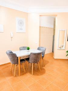 Guéliz Appartement moderne avec piscine et fibre rapide