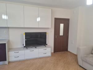 Ап 5 с паркомясто, до центъра и морската градина