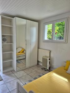 Studio Neuf et indépendant