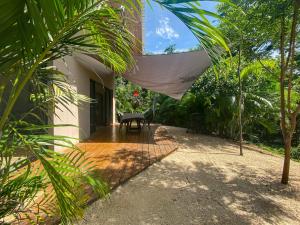 Villas con piscina compartida jardin tropical con mucha paz y naturaleza