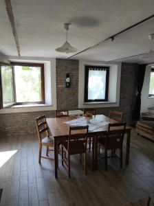 Il cortile dei frutti selvatici