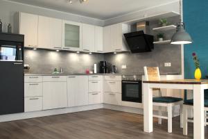 Bernstein Suite & Breakfast Apartment 03
