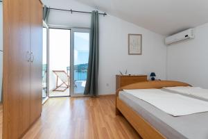 Apartments Tisno View