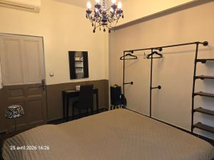 Intra Muros Thiers appart 8 pers 3 ch climatisé Wifi tout équipé parking proche