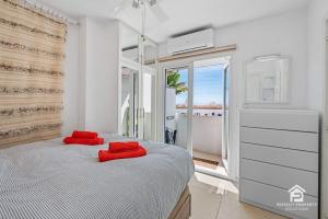 Puerto Cabopino Retreat - Sunny Terraces & Pool