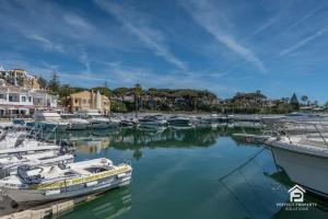Puerto Cabopino Retreat - Sunny Terraces & Pool
