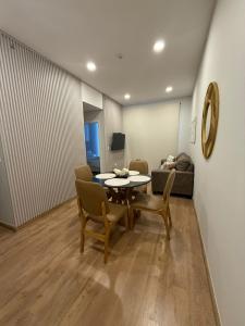 Asuncion Gracia Suite La Cuadrita