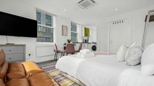 Lux Studio On Edgware Road