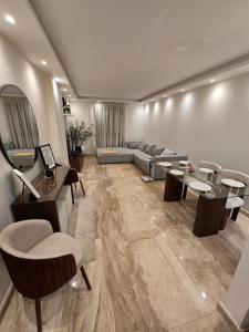 11- 266 Valore sheraton compound