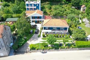 Rent a Vacation House in Kotor Bay