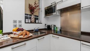 Luxury Mayfair 1-Bed Prime Central London