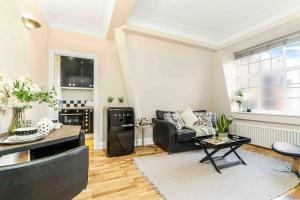 Mayfair Deluxe 1 Bedroom Suite