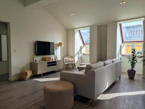 Penthouse with Pool - Faro Centre