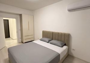 Easy Stay Premium by Fuat