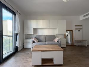 Centre Juan, studio calme, Clim, pk