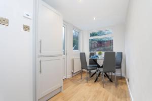 Premium Aberdeen Home Parking Fast WiFi