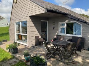 Helens Quiet Corner Lodge Peaceful Stay with Lovely Views