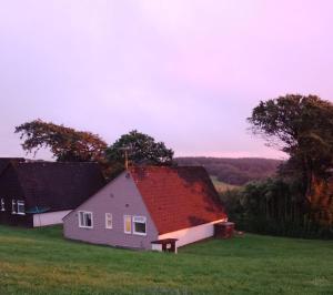 Helens Quiet Corner Lodge Peaceful Stay with Lovely Views