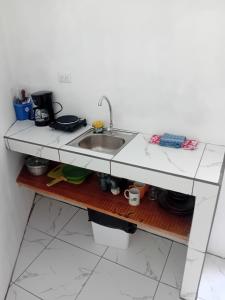 Burnt Toast Surf Camp Waikiki