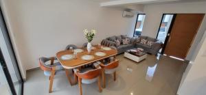 Summer House Parking AC Wi-Fi Jacuzzi in Punta Cana