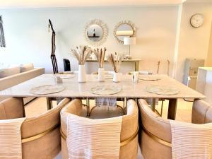 Oceanfront Luxury Escape Bolongo 1BR