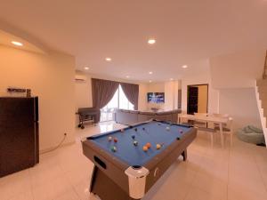 GYDEN STAYCATION PARTY HOME #Plaza Melaka Raya for 12 Pax