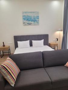The Delice suite with balcony, vin ocean park 3, near water park