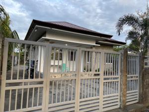 Three Bedrooms Vigan Stay and Short Drive to Tourist Spots