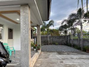 Three Bedrooms Vigan Stay and Short Drive to Tourist Spots