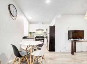 Griffintown Hideout