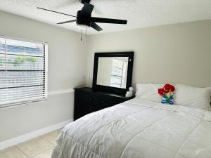 3-3 Great Home near UCF-Advent health