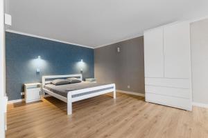 18 Deribasivska Street Jacuzzi Apartment