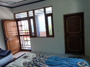 fulari home stay