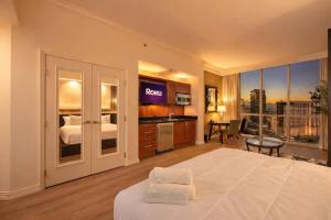 ᐱ The Afterglow Modern 2BR Penthouse at MGM Grand