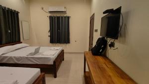 Srinivasa AC Beauty Homestay Sea View Rooms
